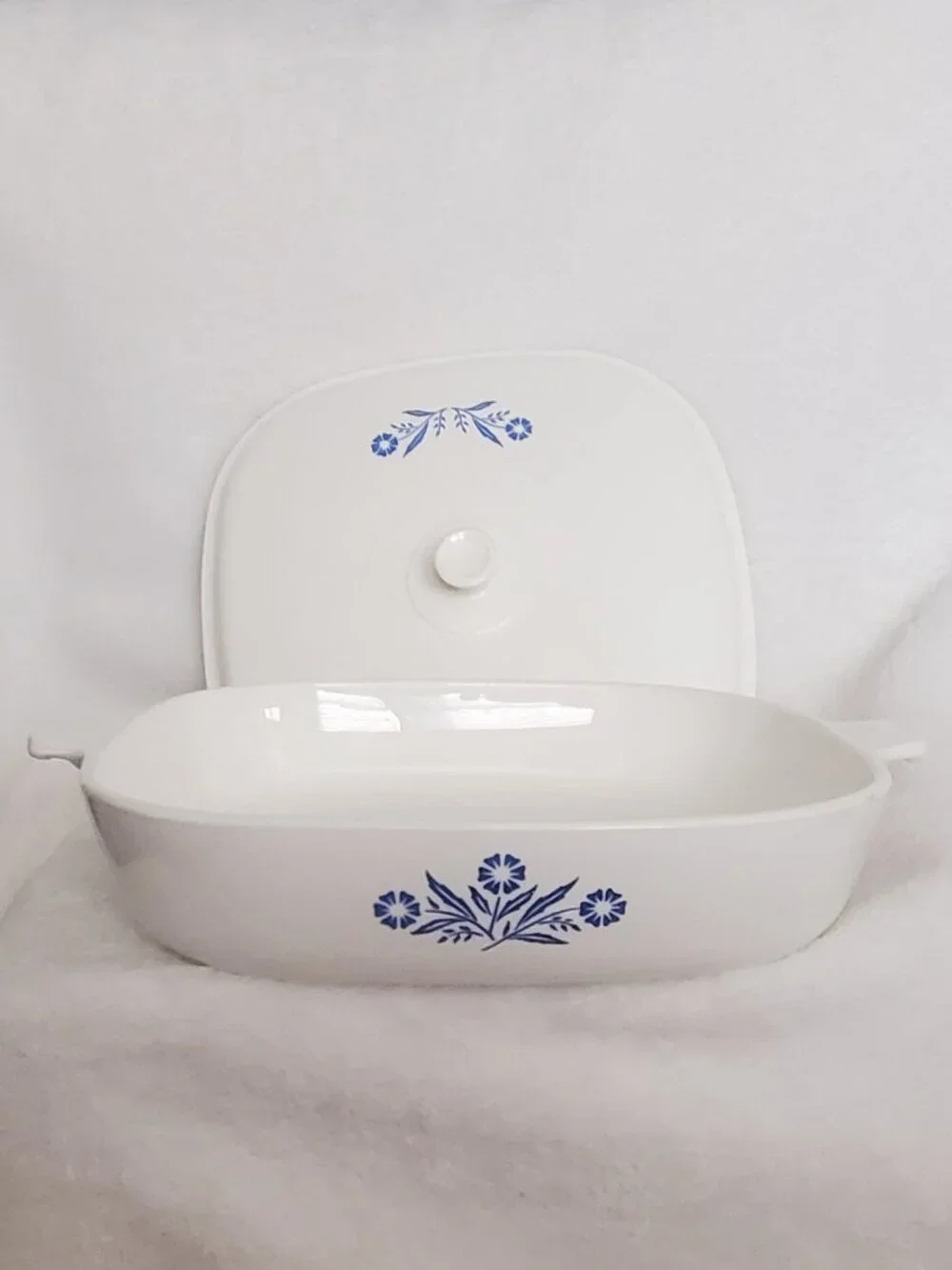 Blue Cornflower 10 In. P-10-B Casserole Dish w/Blue Cornflower Lid EUC!